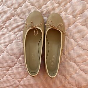 Josefinas Delicate Rose Ballet Flats